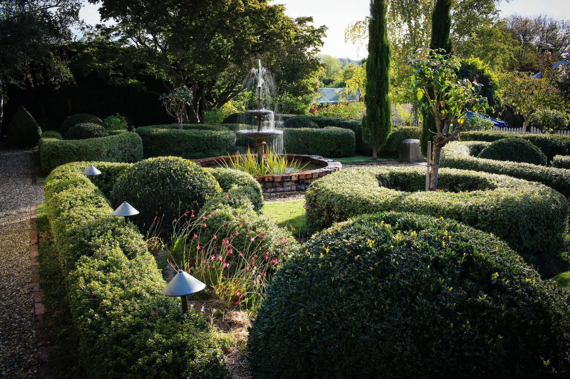 Barnsley House Bed And Breakfast Beechworth Exterior photo